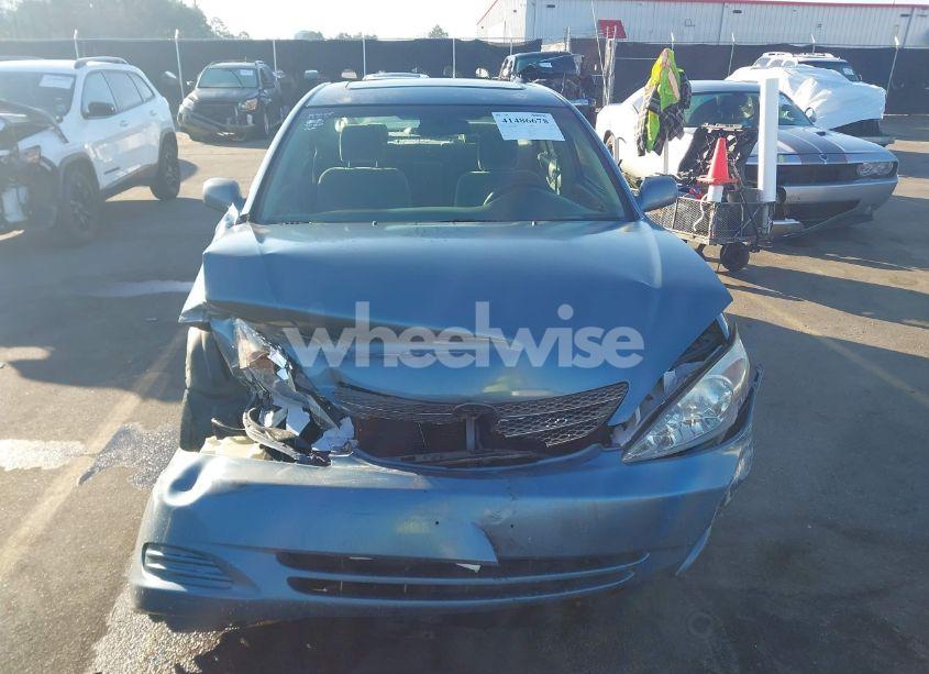 Photo 12 of 2004 Toyota Camry LE (VIN 4T1BE32K24U788817)