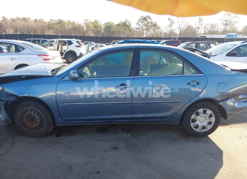 Photo 14 of 2004 Toyota Camry LE (VIN 4T1BE32K24U788817)