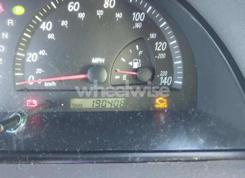 Photo 15 of 2004 Toyota Camry LE (VIN 4T1BE32K24U788817)