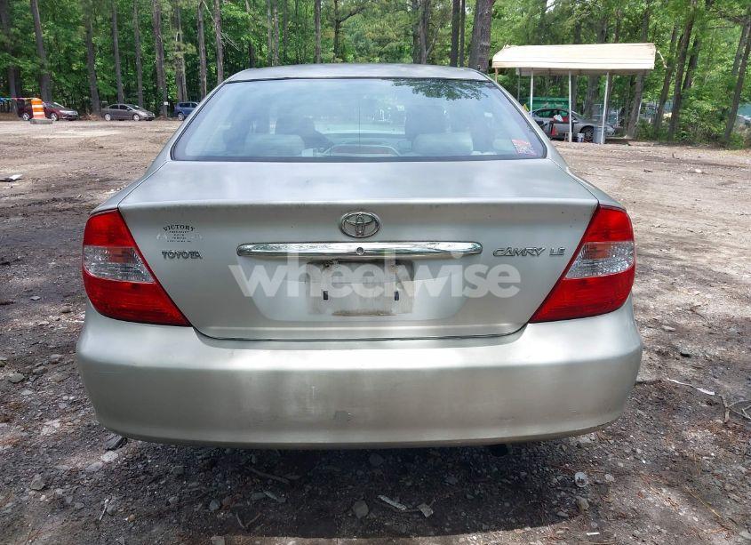Photo 15 of 2004 Toyota Camry LE/SE/STD/XLE (VIN 4T1BE32K24U811061)