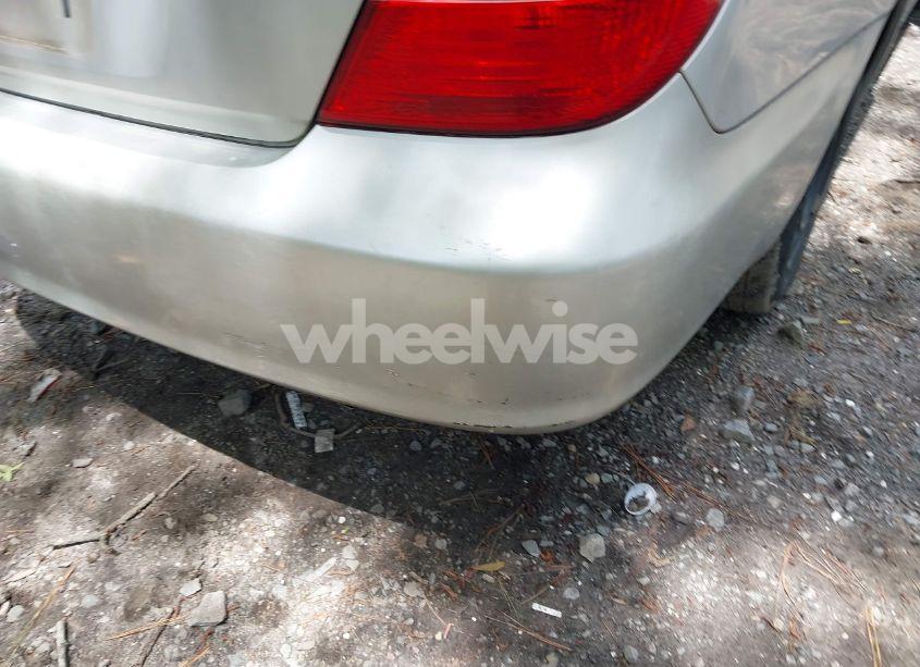 Photo 6 of 2004 Toyota Camry LE/SE/STD/XLE (VIN 4T1BE32K24U811061)