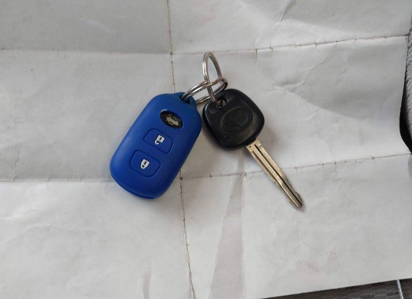 Photo 11 of 2004 Toyota Camry XLE (VIN 4T1BE32K24U823503)