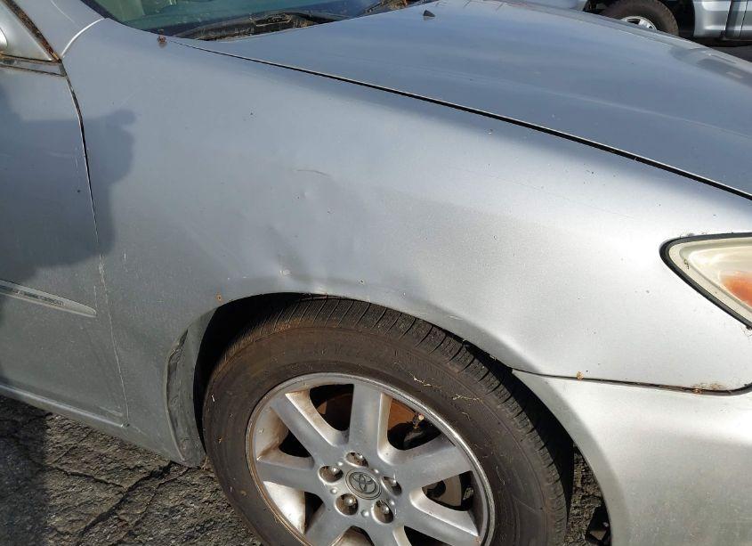 Photo 13 of 2004 Toyota Camry XLE (VIN 4T1BE32K24U823503)