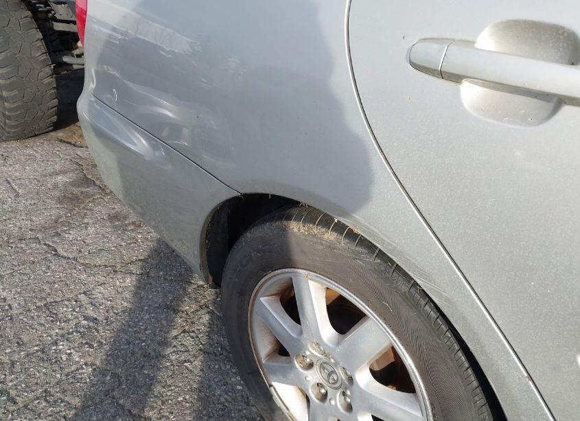 Photo 14 of 2004 Toyota Camry XLE (VIN 4T1BE32K24U823503)