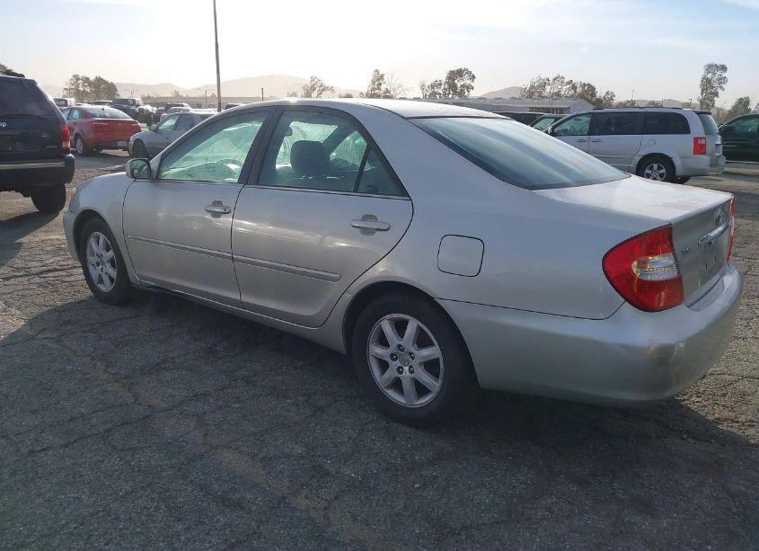 Photo 3 of 2004 Toyota Camry XLE (VIN 4T1BE32K24U823503)