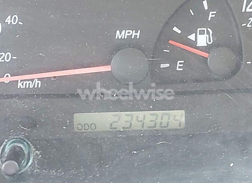 Photo 15 of 2004 Toyota Camry LE (VIN 4T1BE32K24U838874)