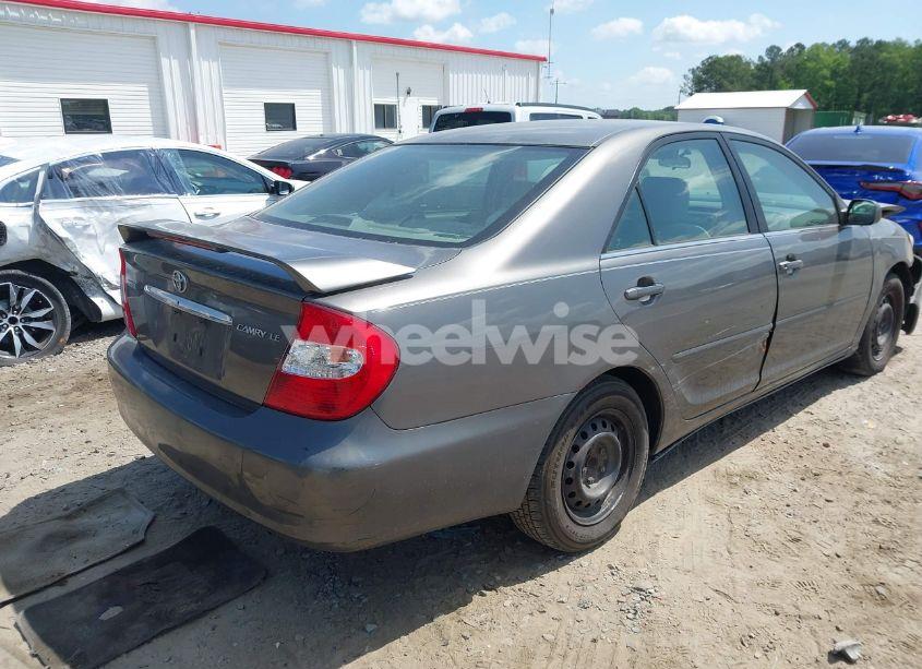 Photo 4 of 2004 Toyota Camry LE (VIN 4T1BE32K24U838874)