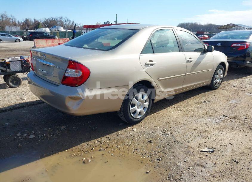 Photo 4 of 2004 Toyota Camry LE (VIN 4T1BE32K24U865394)