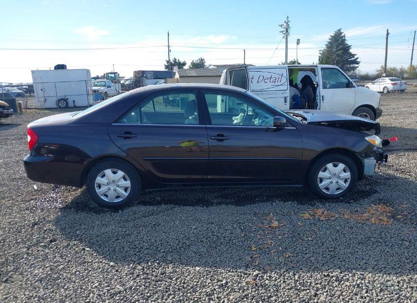 Photo 13 of 2004 Toyota Camry LE (VIN 4T1BE32K24U878436)