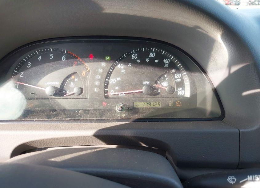 Photo 7 of 2004 Toyota Camry LE (VIN 4T1BE32K24U878436)