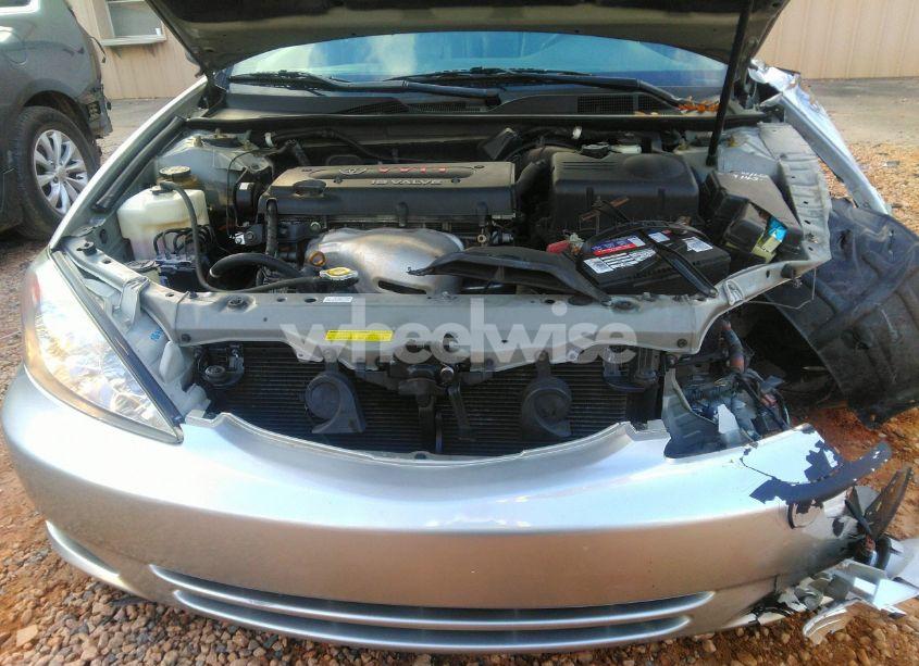 Photo 10 of 2004 Toyota Camry XLE (VIN 4T1BE32K24U886049)