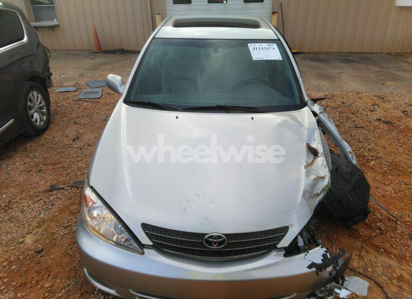 Photo 12 of 2004 Toyota Camry XLE (VIN 4T1BE32K24U886049)
