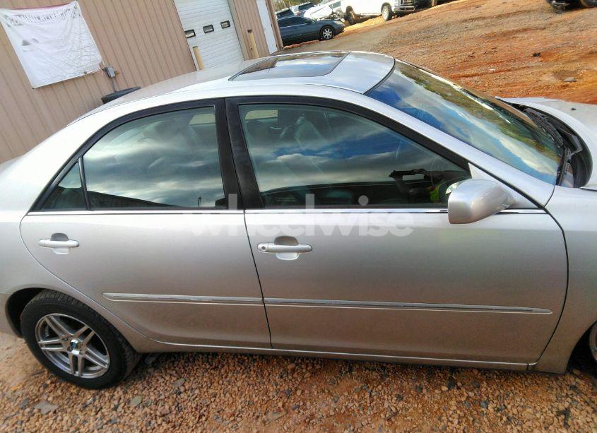 Photo 13 of 2004 Toyota Camry XLE (VIN 4T1BE32K24U886049)