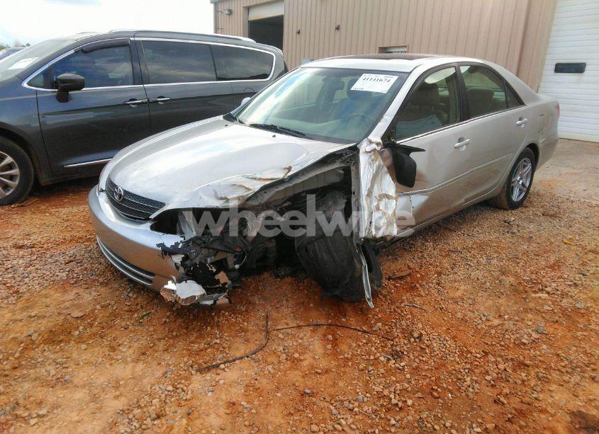 Photo 2 of 2004 Toyota Camry XLE (VIN 4T1BE32K24U886049)