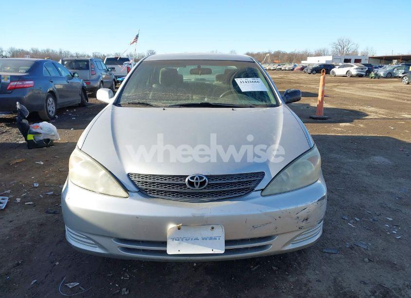 Photo 12 of 2004 Toyota Camry LE (VIN 4T1BE32K24U925027)