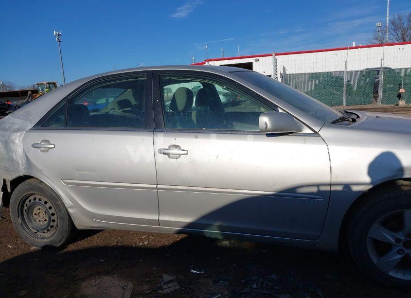 Photo 13 of 2004 Toyota Camry LE (VIN 4T1BE32K24U925027)