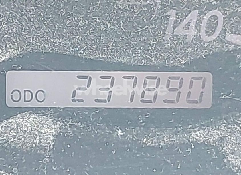 Photo 12 of 2005 Toyota Camry LE (VIN 4T1BE32K25U015248)