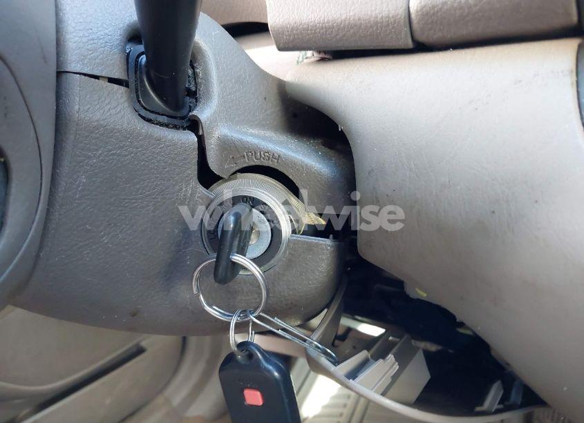 Photo 11 of 2005 Toyota Camry LE (VIN 4T1BE32K25U046399)