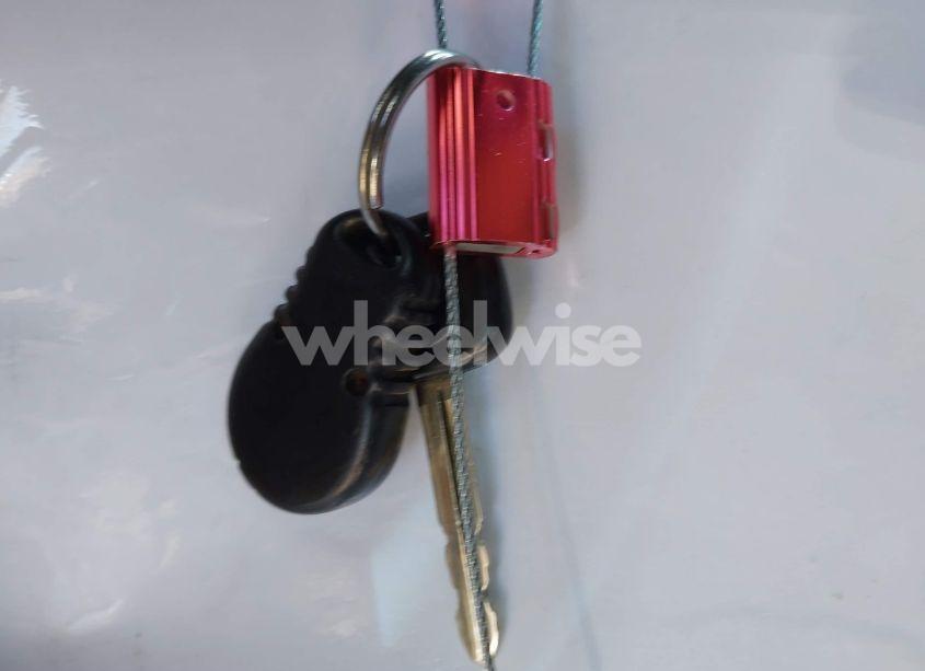 Photo 11 of 2005 Toyota Camry LE (VIN 4T1BE32K25U060643)