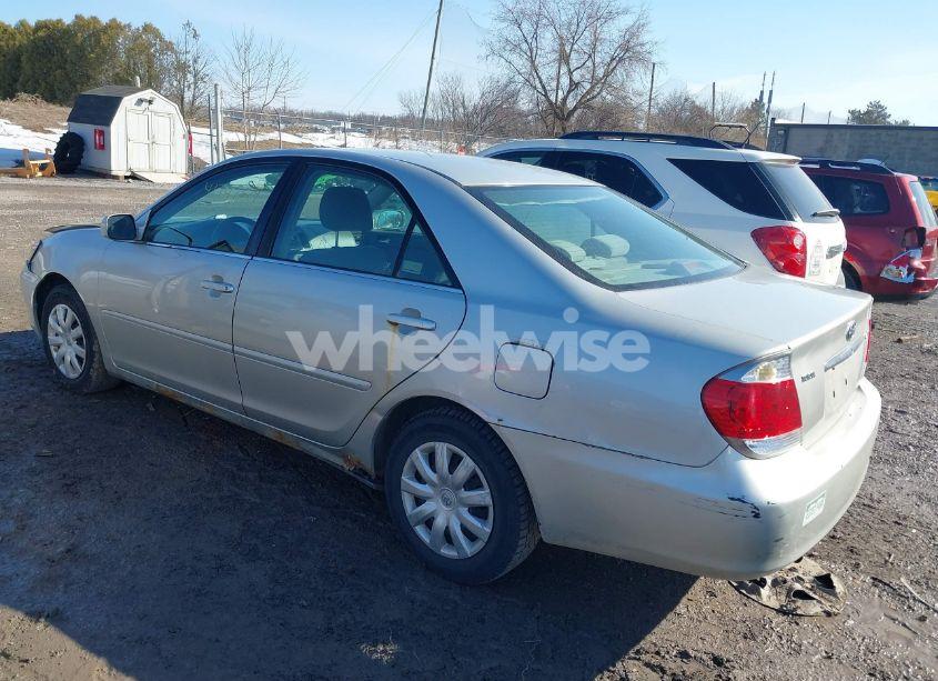 Photo 3 of 2005 Toyota Camry LE (VIN 4T1BE32K25U391156)