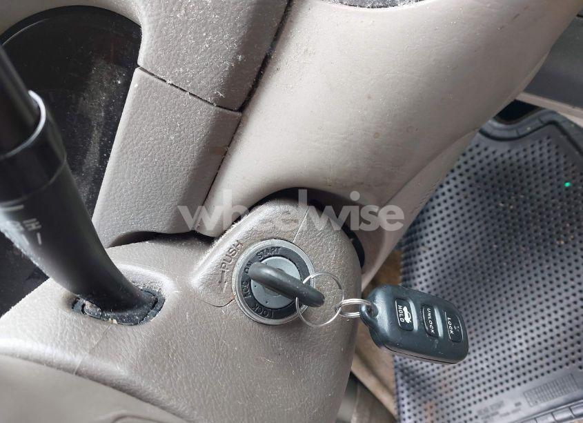 Photo 11 of 2005 Toyota Camry LE (VIN 4T1BE32K25U401121)