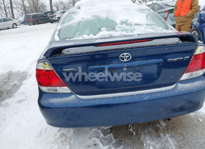 Photo 16 of 2005 Toyota Camry SE (VIN 4T1BE32K25U405055)