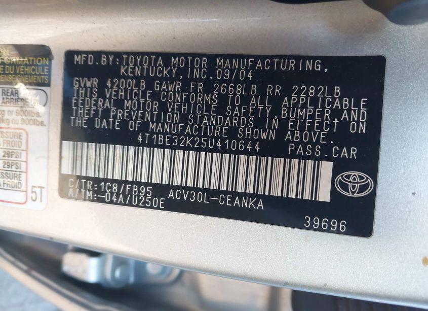 Photo 9 of 2005 Toyota Camry STD (VIN 4T1BE32K25U410644)