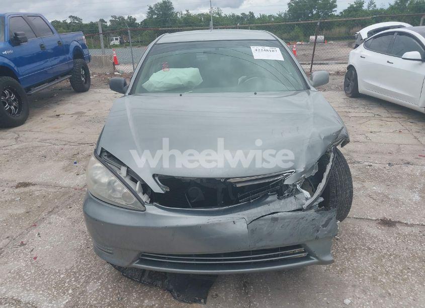 Photo 12 of 2005 Toyota Camry LE (VIN 4T1BE32K25U504717)