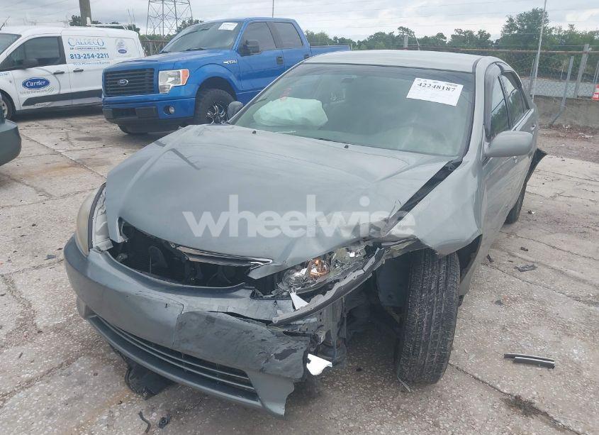 Photo 6 of 2005 Toyota Camry LE (VIN 4T1BE32K25U504717)