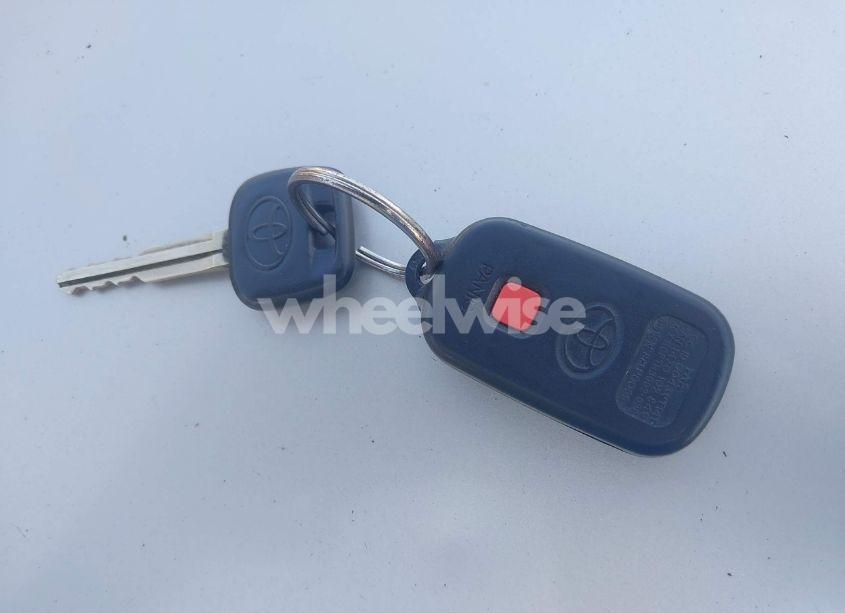 Photo 11 of 2005 Toyota Camry SE (VIN 4T1BE32K25U535062)