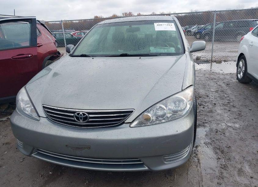 Photo 12 of 2005 Toyota Camry LE (VIN 4T1BE32K25U538849)