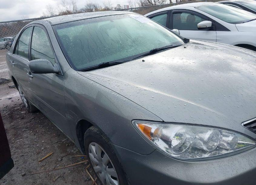 Photo 13 of 2005 Toyota Camry LE (VIN 4T1BE32K25U538849)