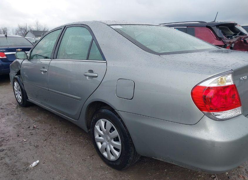 Photo 14 of 2005 Toyota Camry LE (VIN 4T1BE32K25U538849)