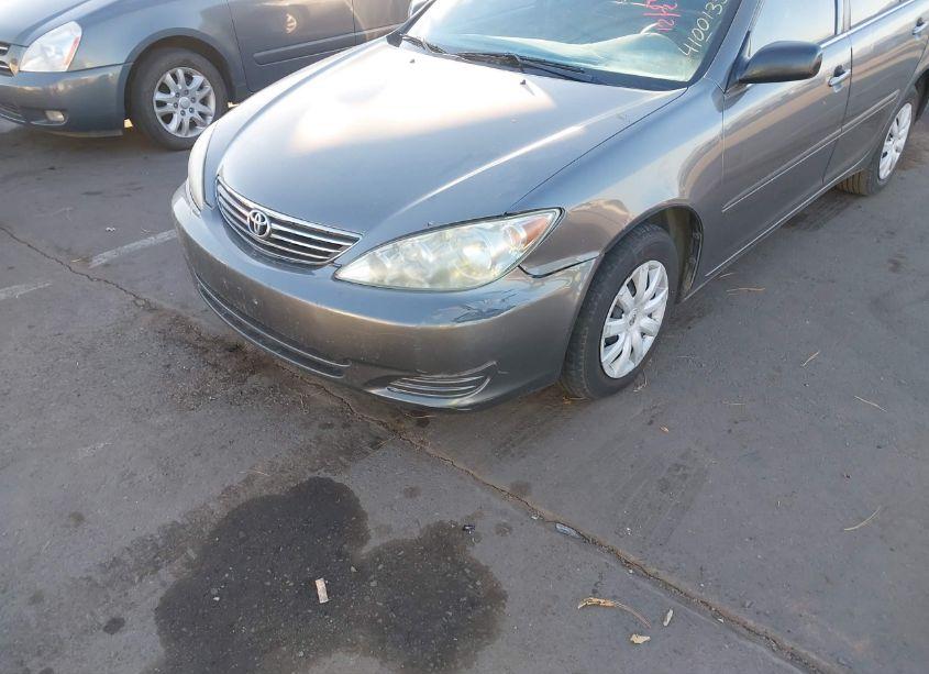 Photo 6 of 2005 Toyota Camry LE (VIN 4T1BE32K25U632133)