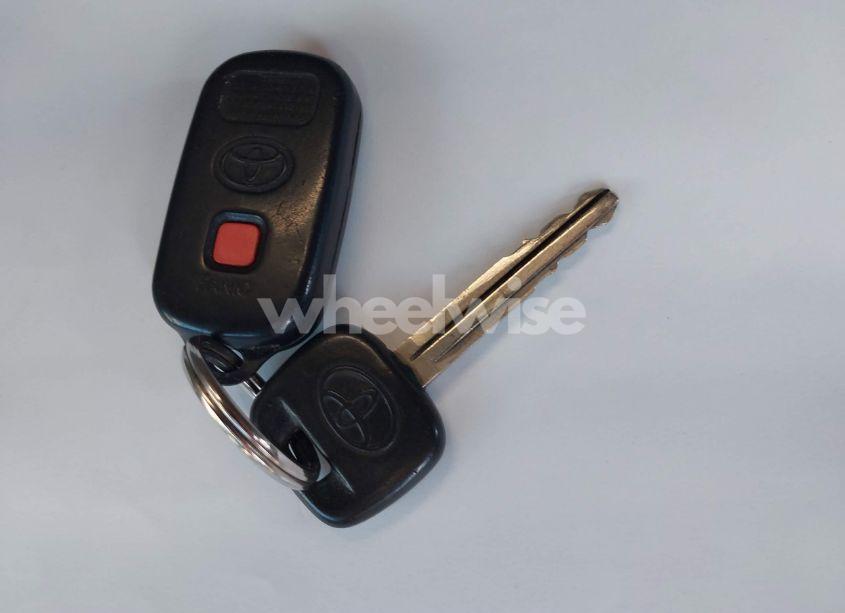 Photo 11 of 2005 Toyota Camry LE (VIN 4T1BE32K25U636957)