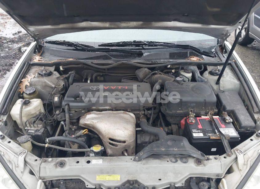 Photo 10 of 2005 Toyota Camry LE (VIN 4T1BE32K25U964721)