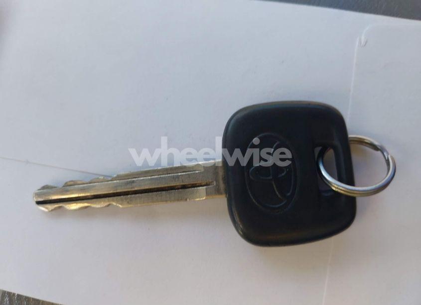 Photo 11 of 2005 Toyota Camry LE (VIN 4T1BE32K25U977503)