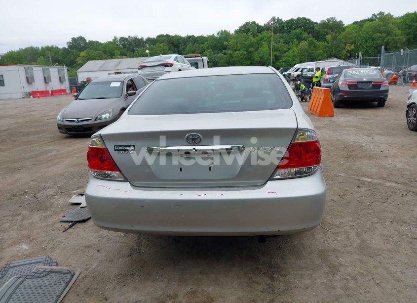 Photo 17 of 2005 Toyota Camry LE/SE/STD/XLE (VIN 4T1BE32K25U993488)