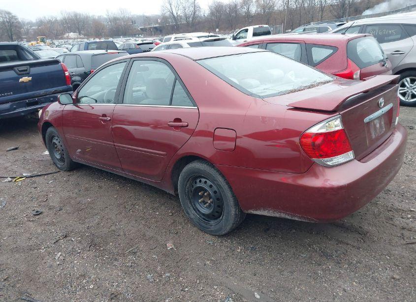 Photo 3 of 2006 Toyota Camry LE (VIN 4T1BE32K26U104920)