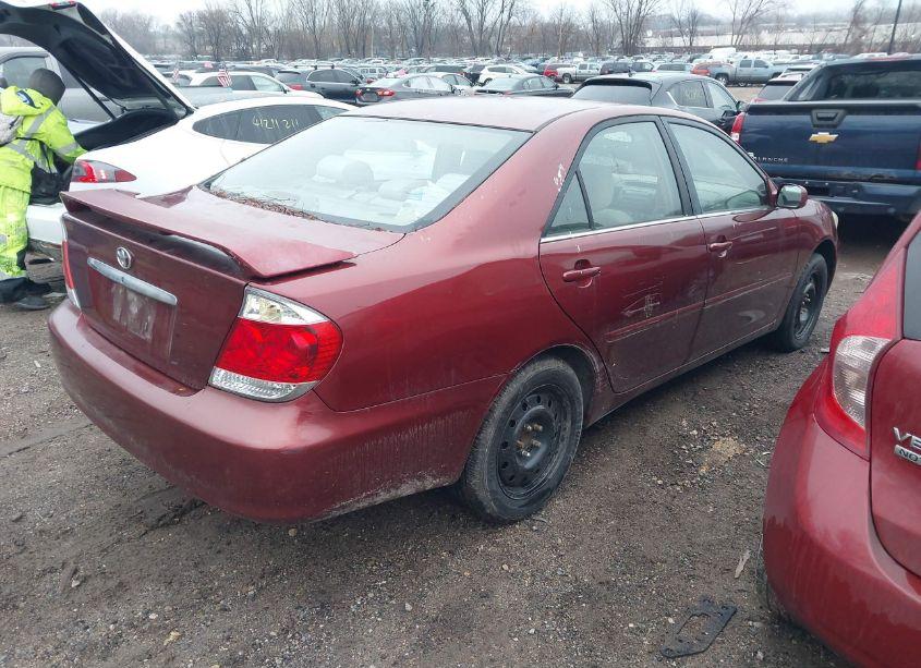 Photo 4 of 2006 Toyota Camry LE (VIN 4T1BE32K26U104920)