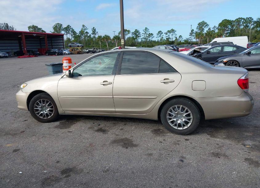 Photo 13 of 2006 Toyota Camry LE (VIN 4T1BE32K26U135231)