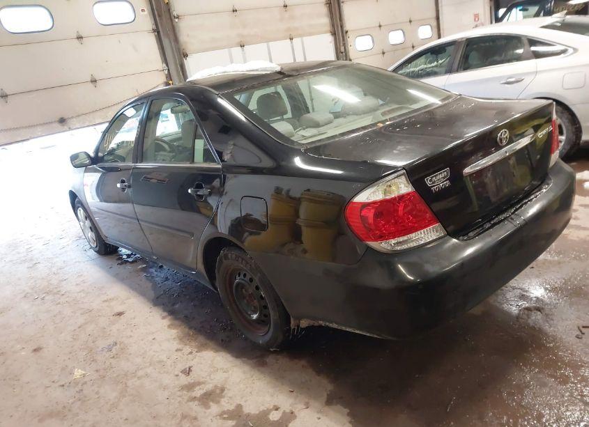 Photo 3 of 2006 Toyota Camry LE (VIN 4T1BE32K26U158153)