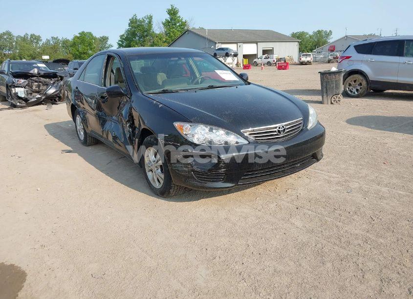 2006 Toyota Camry LE (VIN 4T1BE32K26U159688) main photo