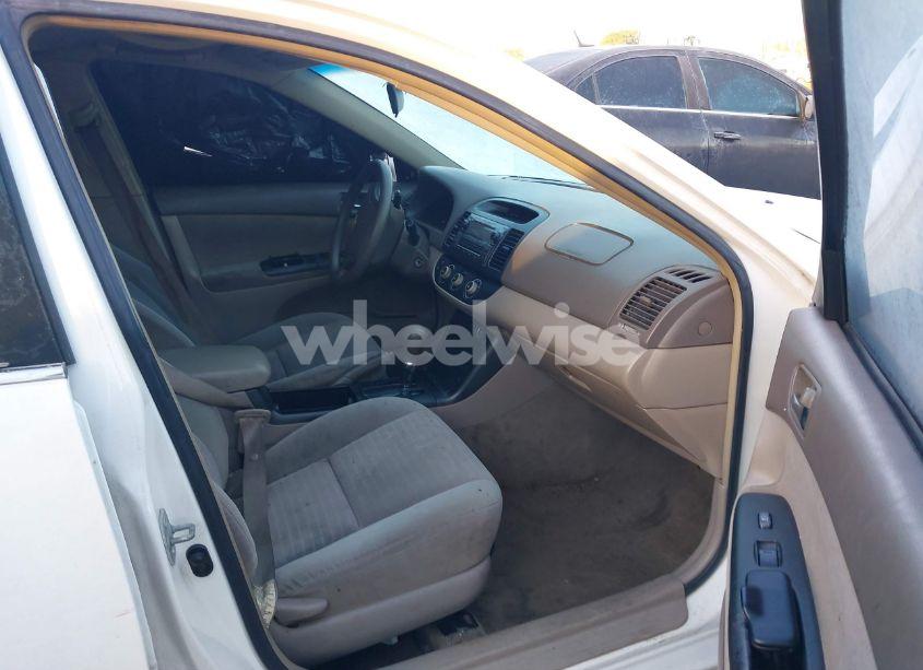 Photo 5 of 2006 Toyota Camry LE (VIN 4T1BE32K26U736221)