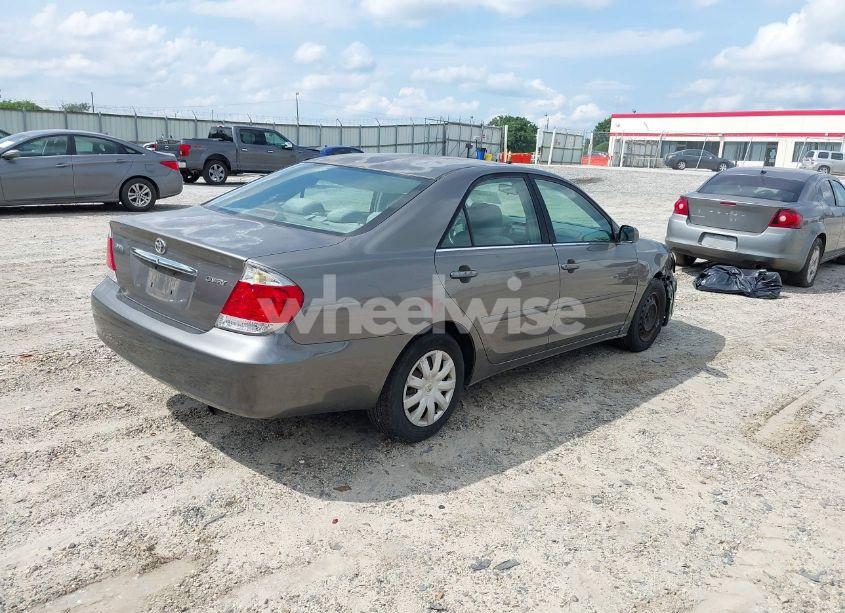 Photo 4 of 2006 Toyota Camry STD (VIN 4T1BE32K26U748739)