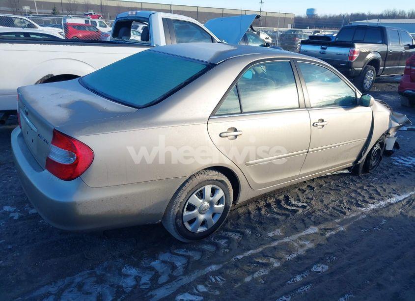 Photo 13 of 2002 Toyota Camry LE (VIN 4T1BE32K32U031602)