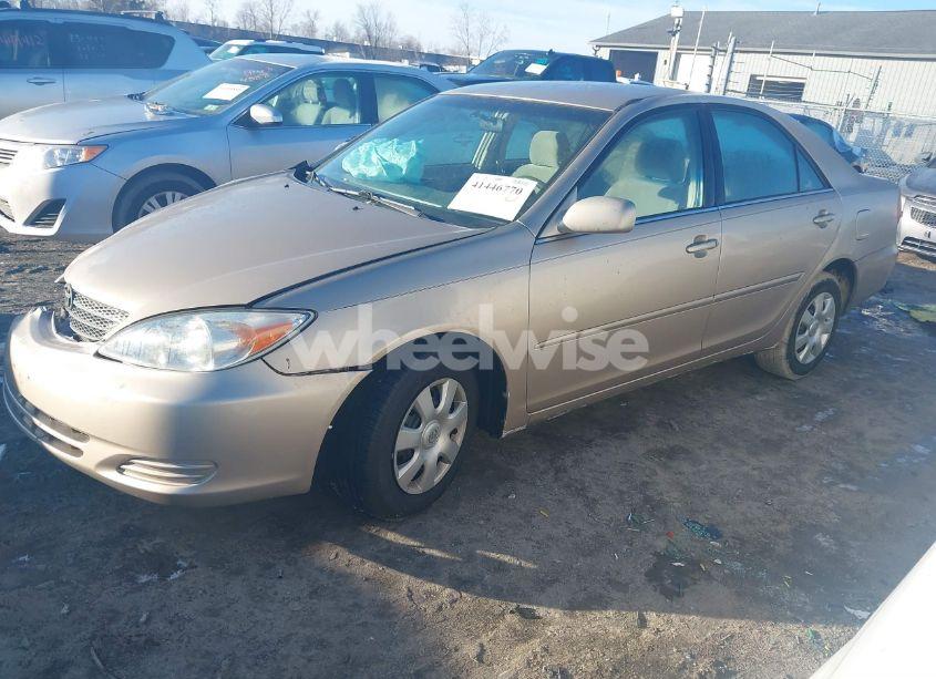 Photo 14 of 2002 Toyota Camry LE (VIN 4T1BE32K32U031602)