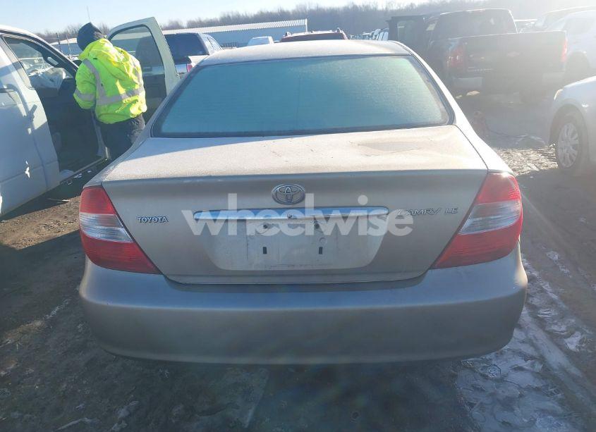 Photo 16 of 2002 Toyota Camry LE (VIN 4T1BE32K32U031602)