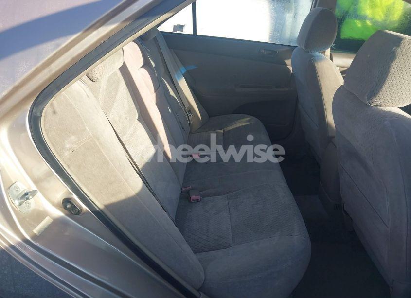 Photo 8 of 2002 Toyota Camry LE (VIN 4T1BE32K32U031602)