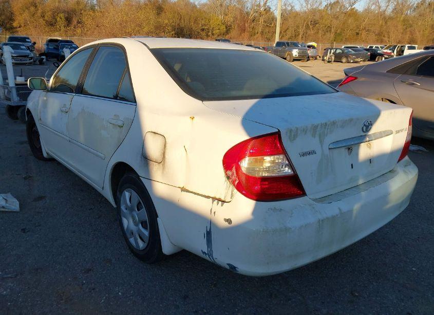 Photo 3 of 2002 Toyota Camry LE (VIN 4T1BE32K32U072585)